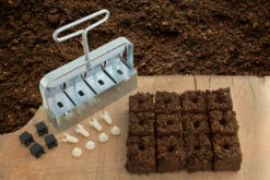Erdballenpresse Mini 4 Mit Dübeln Und Würfeleinsätzen | Erdtopfpressen Von Ladbrooke Soil Blockers