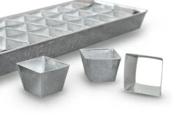 Zinkschale Mit Anzuchttöpfen | Anzuchtschalen Von FLORTUS -Samenhaus Geschäft 561728 Zinkschale mit Anzuchttoepfen 30 Stueck 2000 1150 30x 4